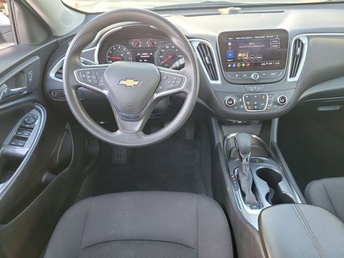Used 2024 Chevrolet Malibu LT image 6