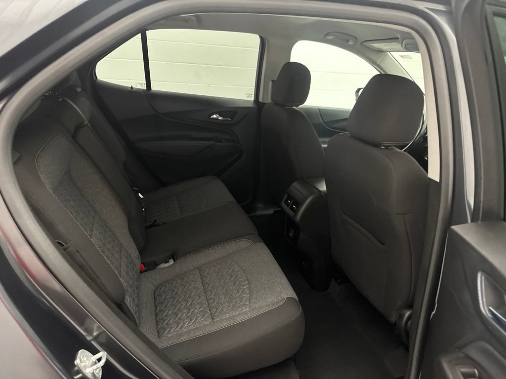 Used 2022 Chevrolet Equinox LT AWD/4WD image 44