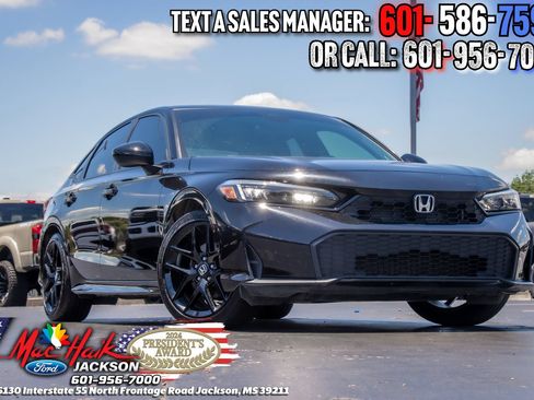 Used 2025 Honda Civic Sport image 1