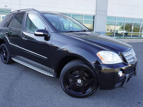 Used 2008 Mercedes-Benz ML 550 4MATIC image 1