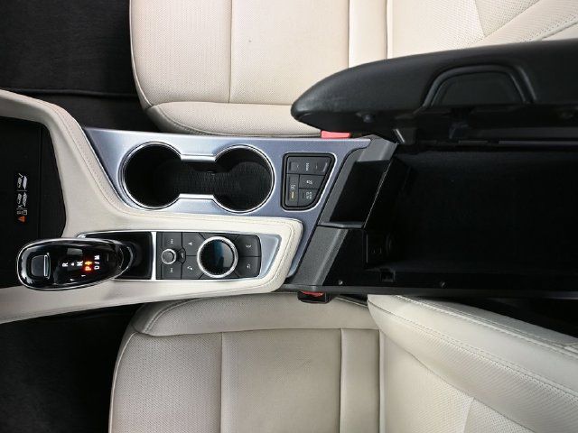 Used 2021 Cadillac CT4 Premium Luxury RWD image 30
