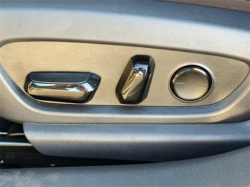 New 2025 Lexus ES 350 w/ Premium Package image 25