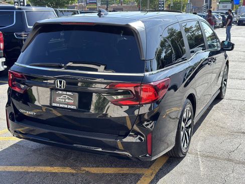 Used 2025 Honda Odyssey EX-L image 8