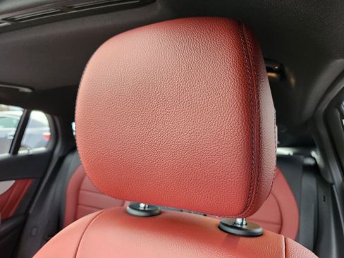 Used 2023 Mercedes-Benz GLC 300 4MATIC Coupe image 14