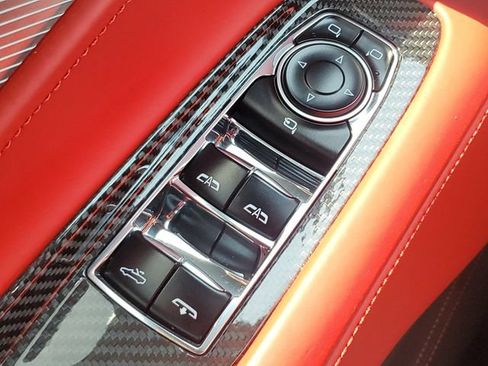 Used 2023 Chevrolet Corvette Stingray Premium Conv w/ Z51 Performance Package RWD image 16