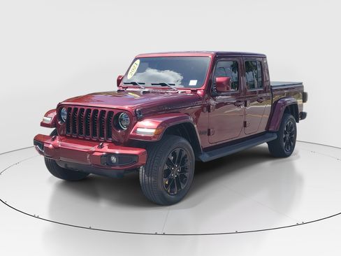 Used 2021 Jeep Gladiator Overland AWD/4WD image 3