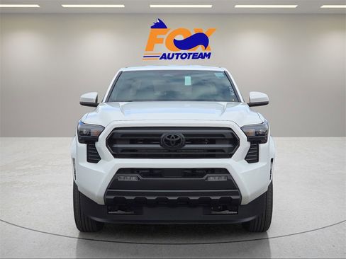 New 2026 Toyota Tacoma SR5 image 7