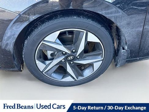Used 2023 Hyundai Elantra SEL w/ Convenience Package image 31