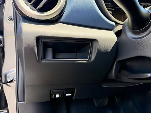 Used 2025 Nissan Versa SV w/ Trunk Package FWD image 14