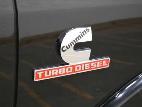 Used 2022 RAM 2500 Laramie image 32