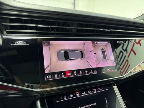 Used 2019 Audi Q8 Prestige w/ Adaptive Chassis Package image 35