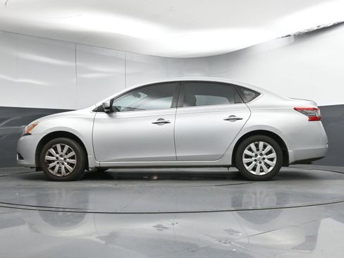 Used 2013 Nissan Sentra S image 21