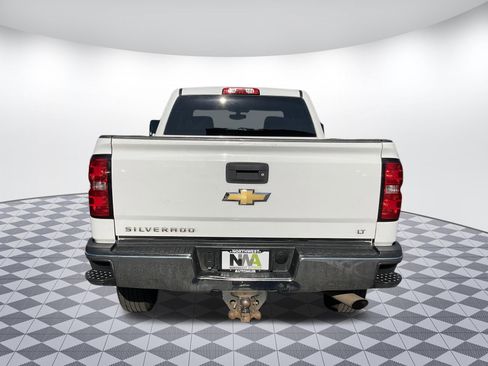 Used 2015 Chevrolet Silverado 2500 LT AWD/4WD image 4
