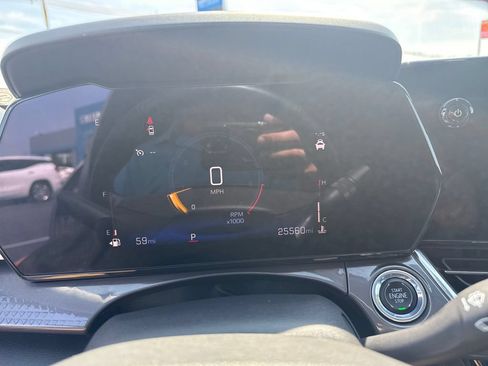 Used 2024 Chevrolet Trax ACTIV FWD image 18