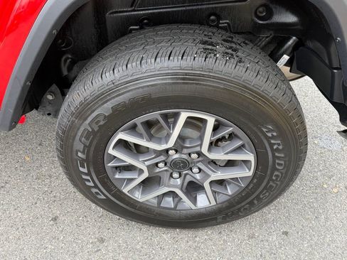 Certified 2024 Jeep Wrangler Sahara image 14