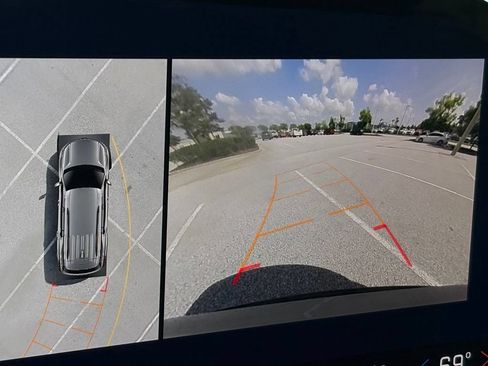 Used 2024 Chevrolet Traverse RS w/ LPO, Floor Liner Package FWD image 9