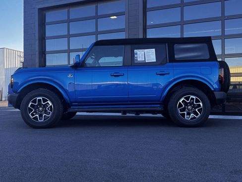 Used 2024 Ford Bronco Outer Banks image 2