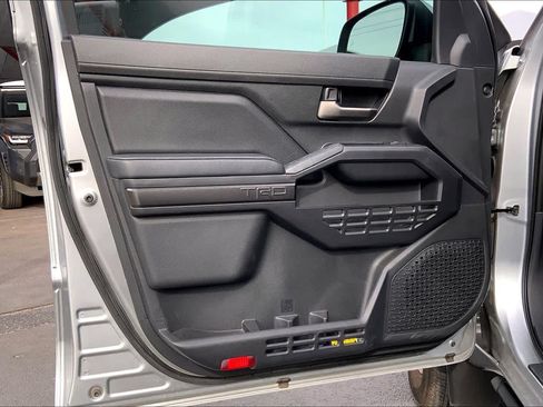 Used 2024 Toyota Tacoma TRD Sport RWD image 22