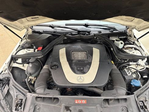 Used 2012 Mercedes-Benz C 300 4MATIC Sedan image 17