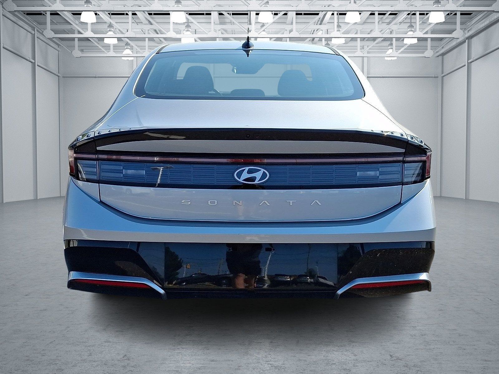 Used 2026 Hyundai Sonata SEL FWD image 5