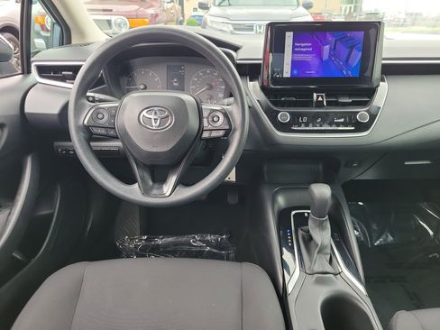 Used 2024 Toyota Corolla LE FWD image 10