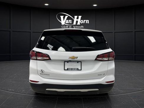 Used 2024 Chevrolet Equinox LT image 12
