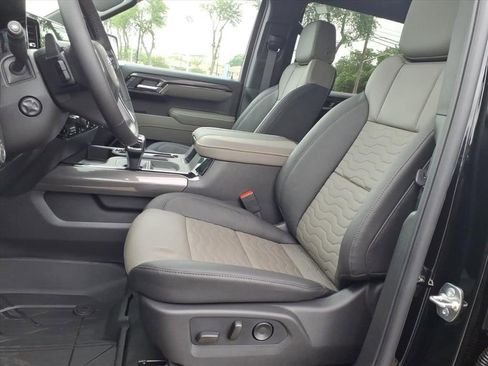 New 2026 Chevrolet Silverado 1500 ZR2 w/ LPO, Dark Essentials Package AWD/4WD image 18