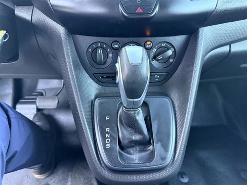 Used 2017 Ford Transit Connect XL FWD image 25
