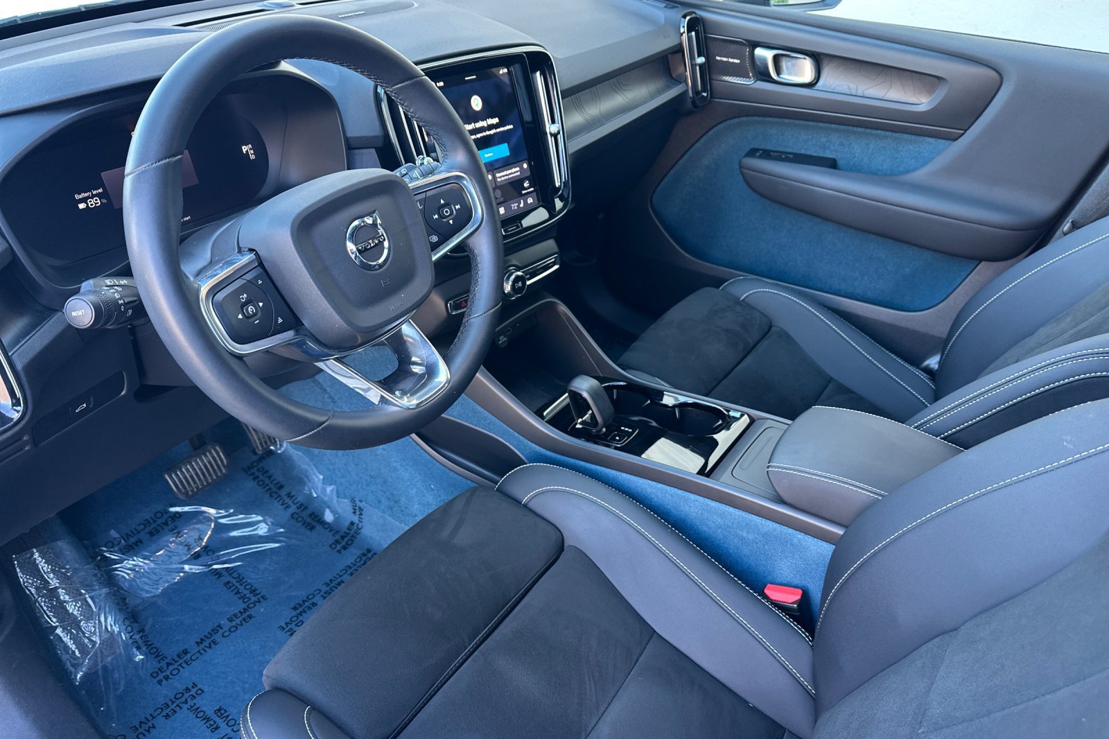 Certified 2023 Volvo XC40 Recharge Ultimate w/ Protection Package Premier AWD/4WD image 14