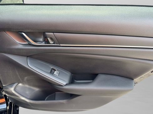 Used 2022 Honda Accord Sport image 15