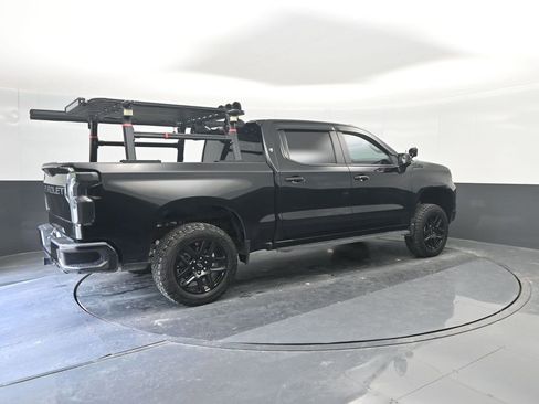 Used 2023 Chevrolet Silverado 1500 LT Trail Boss w/ LPO, Dark Essentials Package AWD/4WD image 15