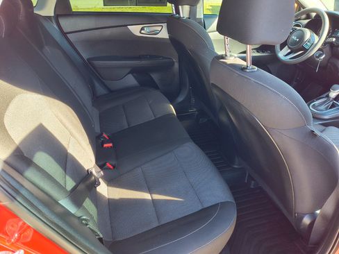 Used 2022 Kia Forte LXS image 10