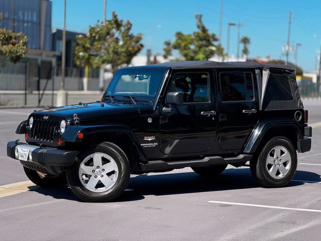 Used 2012 Jeep Wrangler Unlimited Sahara AWD/4WD image 17