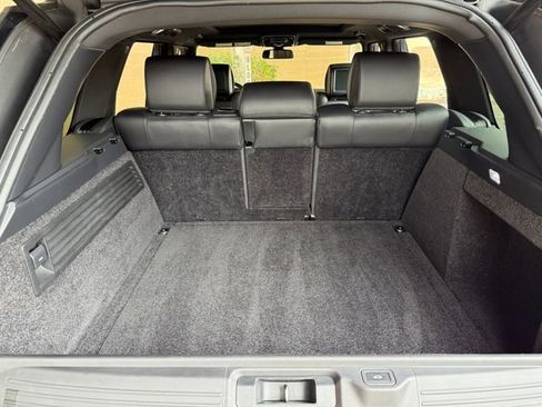 Used 2016 Land Rover Range Rover HSE image 34