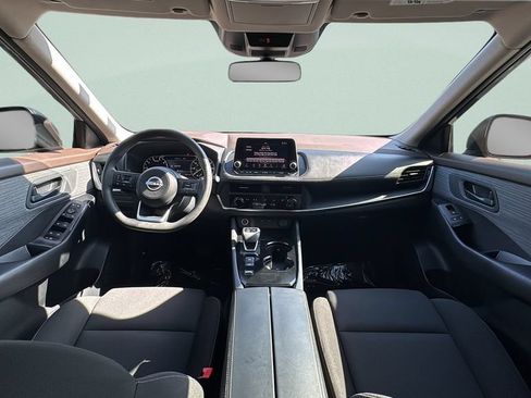 Used 2023 Nissan Rogue S FWD image 15