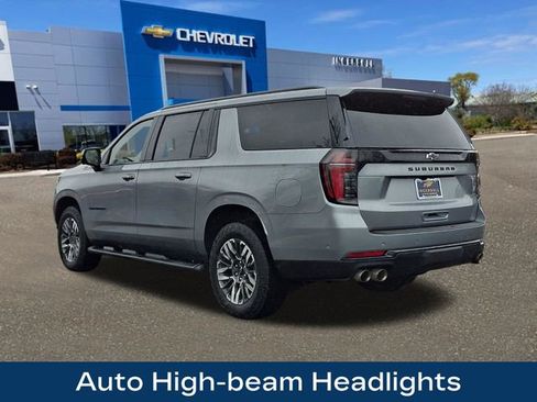 Used 2025 Chevrolet Suburban Z71 image 23