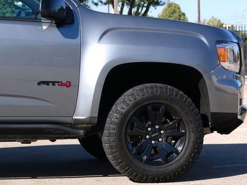 Used 2022 GMC Canyon AT4 image 16