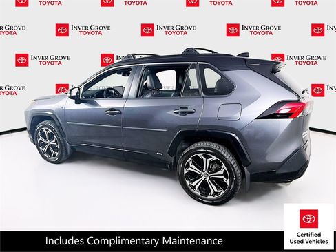 Certified 2022 Toyota RAV4 XSE w/ Premium Package AWD/4WD image 7