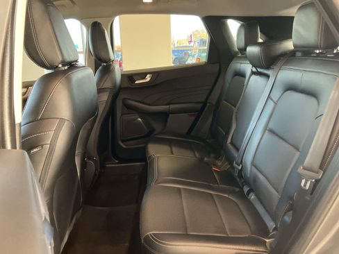 Certified 2022 Ford Escape SEL image 25