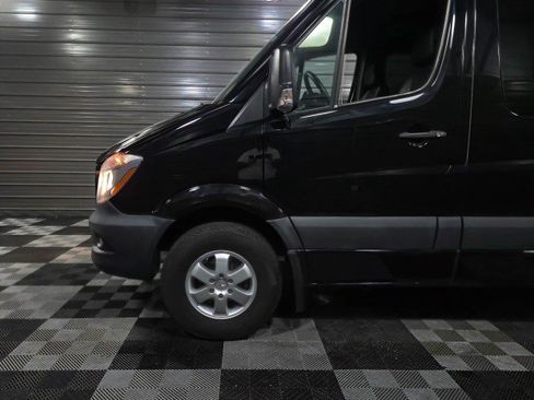 Used 2017 Mercedes-Benz Sprinter 2500 image 30