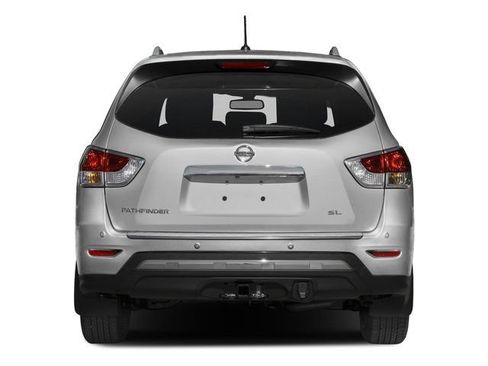 Used 2016 Nissan Pathfinder Platinum w/ Family Entertainment Package image 8