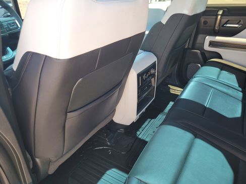 Used 2025 GMC Hummer EV 2X AWD/4WD image 11