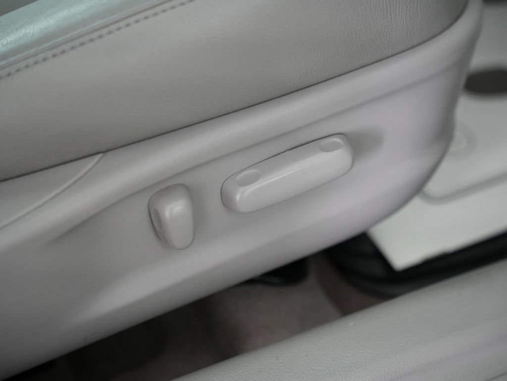 Used 2009 Toyota Camry SE FWD image 53