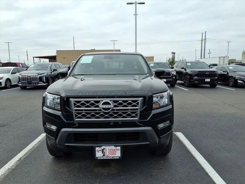 Used 2024 Nissan Frontier SV w/ SV Convenience Package image 8