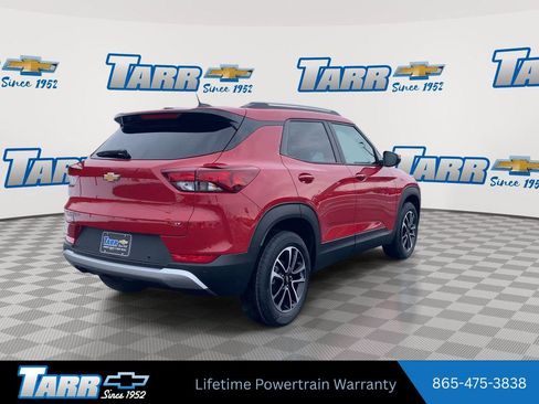 New 2026 Chevrolet TrailBlazer LT w/ Convenience Package FWD image 8