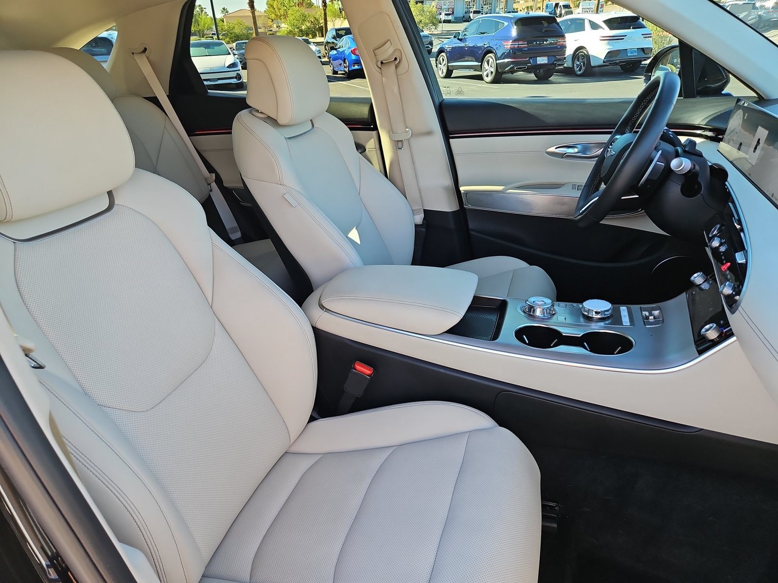 Certified 2026 Genesis GV70 2.5T Select AWD/4WD image 18
