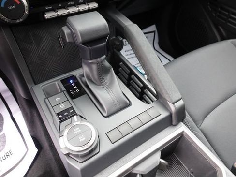 New 2026 Toyota Tacoma SR5 AWD/4WD image 25