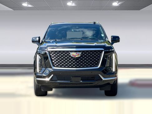 Used 2025 Cadillac Escalade Premium Luxury w/ LPO, Floor Liner Package AWD/4WD image 6