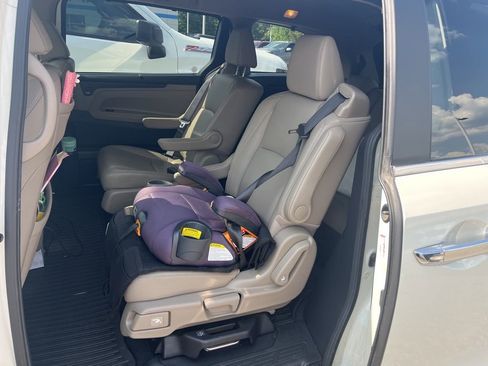 Used 2019 Honda Odyssey EX-L image 8