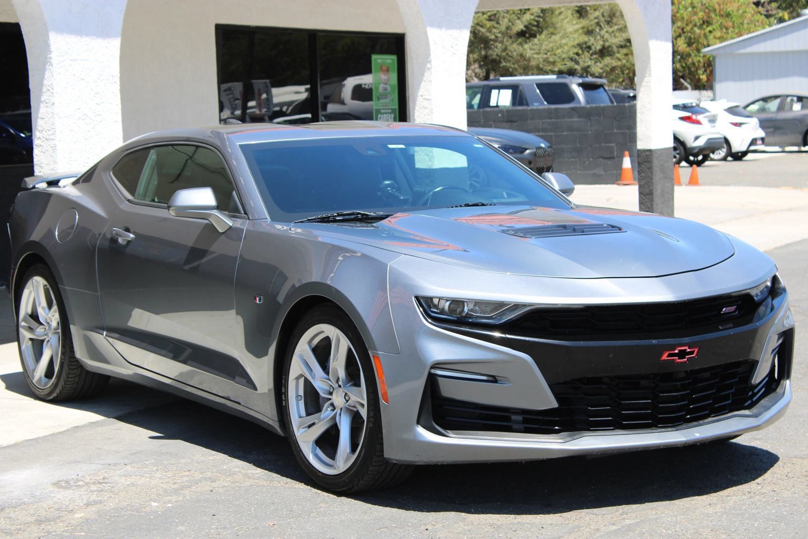 Used 2019 Chevrolet Camaro SS RWD image 3